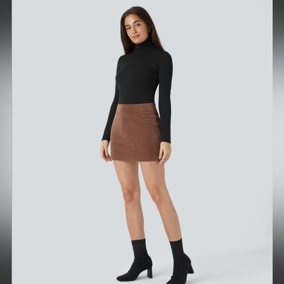 High Neck Long Sleeve Curved Hem Slim Waffle
Casual Top - Picture 4 of 5